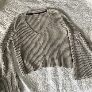 FREE PEOPLE bell sleeved cropped sweater
